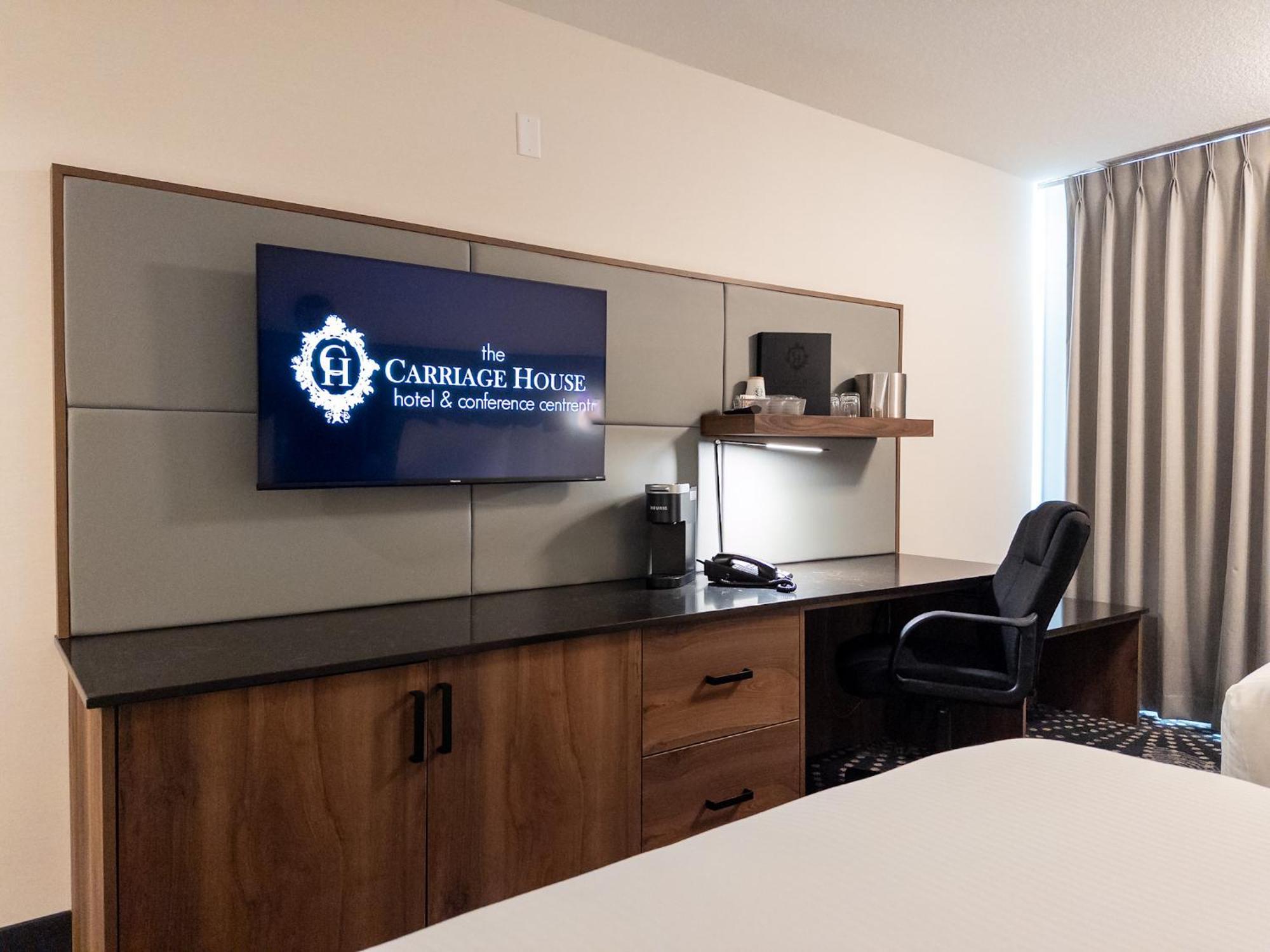Carriage House Hotel And Conference Centre YYC Eksteriør billede